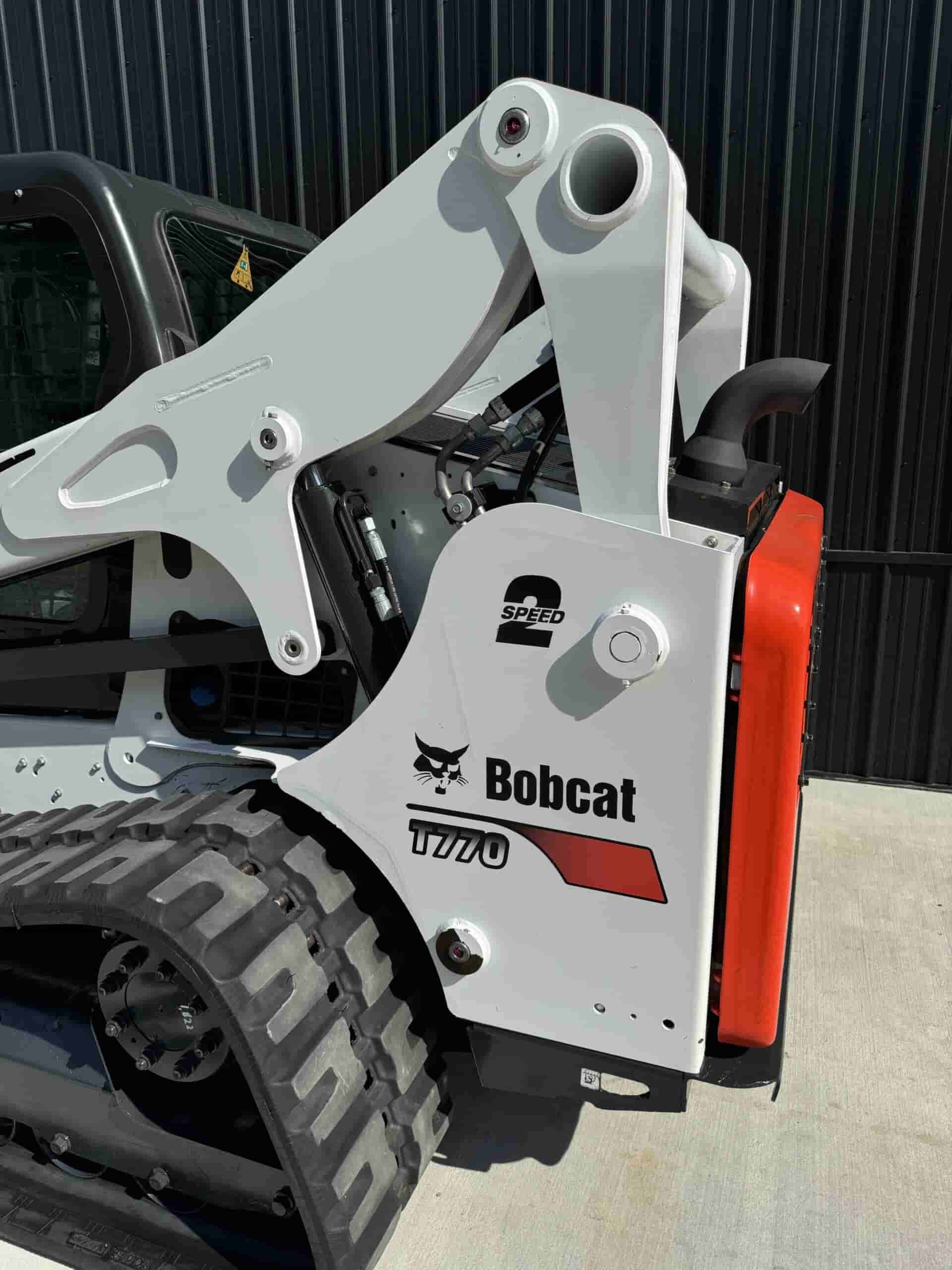 2017 BOBCAT T770 CLEAN
